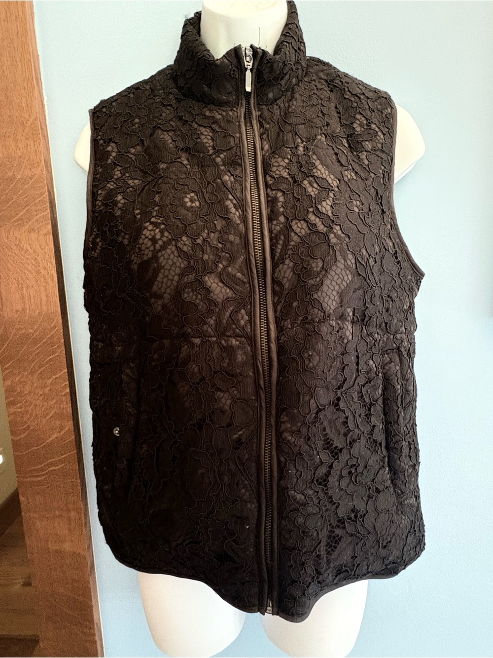 Black Lace Quilted Zip-Front Puffer Vest